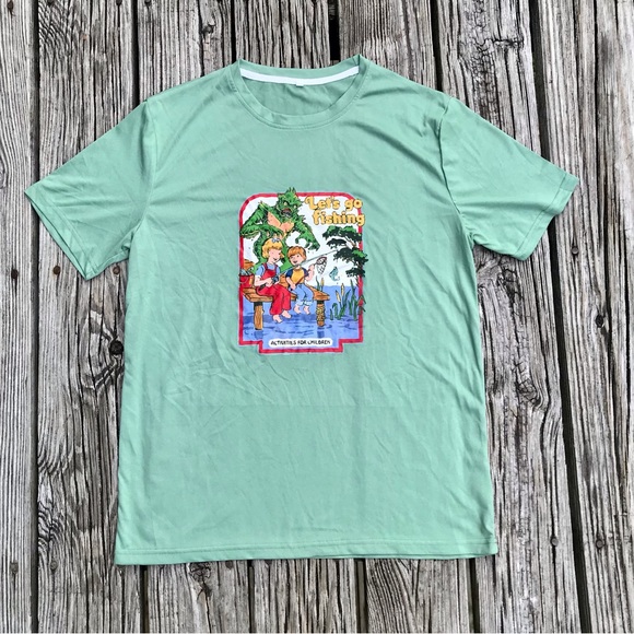 2/$10 Mens M Graphic Let’s Go Fishing Funny Novelty Print Tee Top Tshirt - Picture 1 of 10